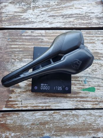 Pro, Pro Falcon Carbon Saddle