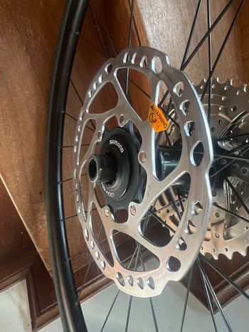 Used Shimano Rodi 622 19C 2023 bike — image 5 of 10