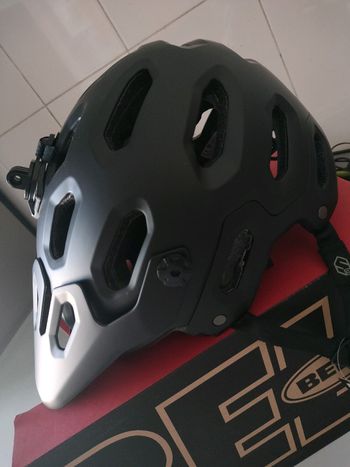 Bell Super 3 2024 bike usato — immagine 1 di 14
