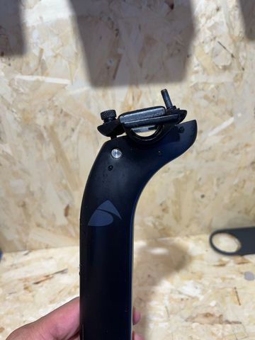 Brugt Black Inc Ostro 2023 Saddles & Seatposts