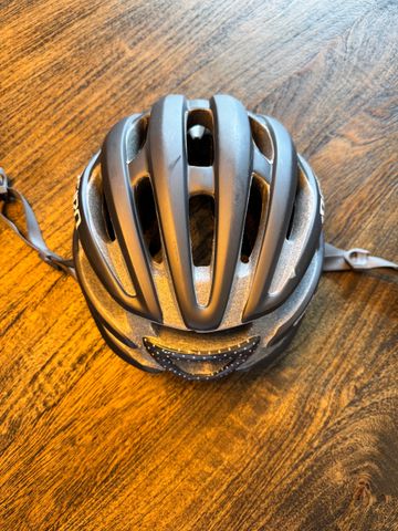 Used Giro Foray bike — image 3 of 5