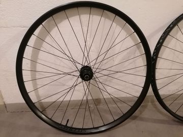 Syncros X-30 SE/32H/30mm 2022 Wheels usato