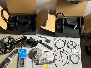 shimano grx di2 rx815 2/11V 2024 Groupset usato