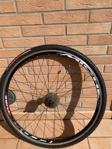 AXY CROSS Tube 2013 Wheels usato
