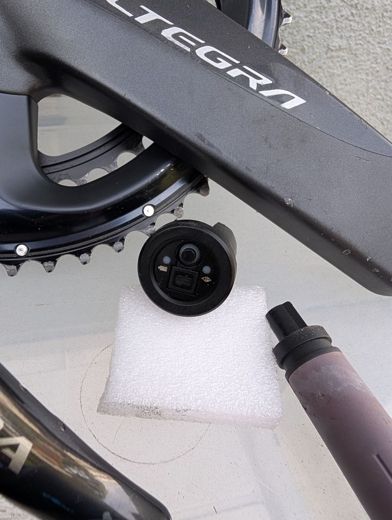 Used Shimano Ultegra r8050 di2 rim brake 172.5 53/39 bike — image 10 of 18