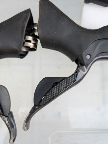 Used Shimano Ultegra r8050 di2 rim brake 172.5 53/39 bike — image 17 of 18