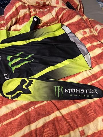 Fox Monster 2024 bike d'occasion — image 2 sur 2