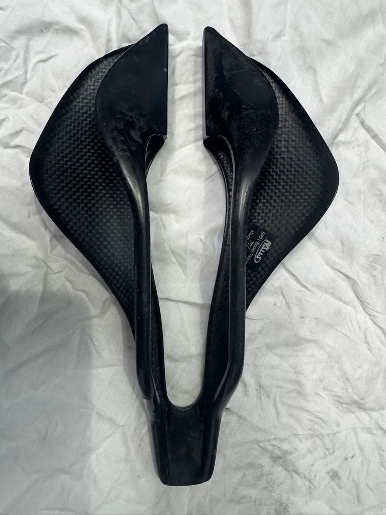 Used Sella Italia sp 01 2023 bike — image 4 of 5