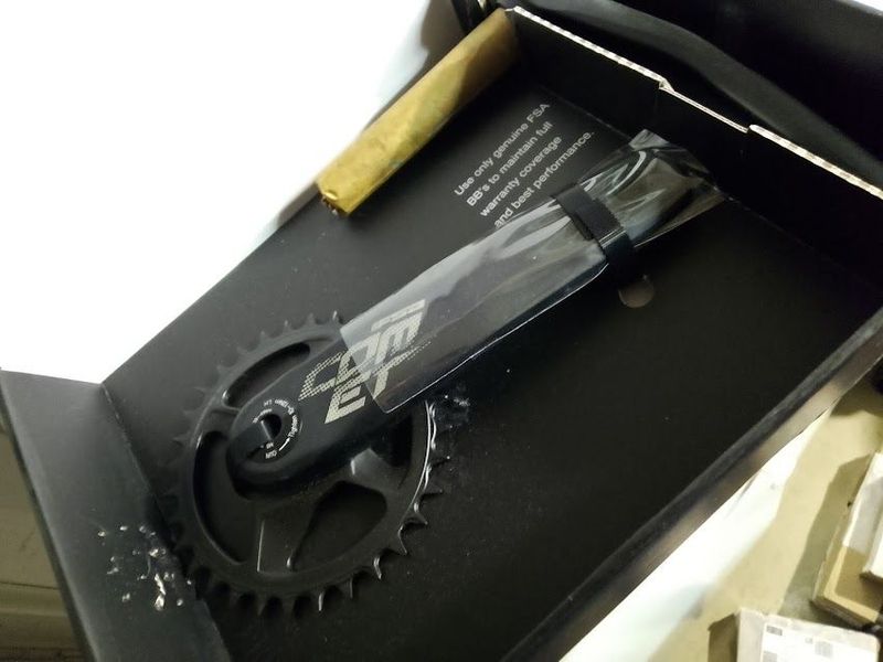 Używany Fsa Guarnitura Comet MegaExo Boost 1x12 Drivetrain & Pedals