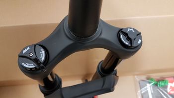 Used Marzocchi Bomber Z2 29" or 27,5+ 100mm Boost Offset 44 mm 2024 bike — image 7 of 17
