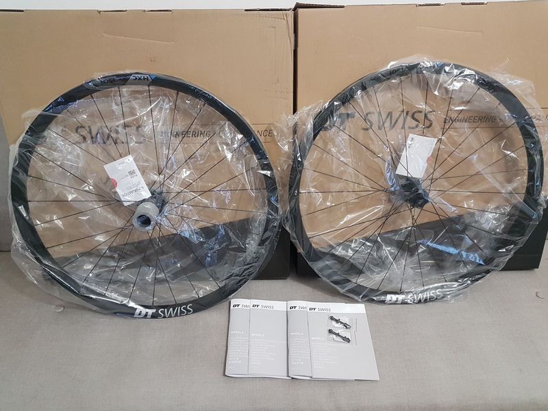 Used DT SWISS HXC 1501 27.5" Carbon Hybrid Boost 2025 Wheels