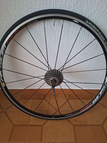 Gebrauchtes Mavic aksium 2019 Wheels