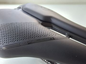 Käytetty Pro Falcon Flow 2021 Saddles & Seatposts