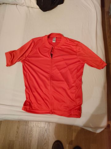 Używany Triban RC100 SS JERSEY MEN RED 2021 bike — zdjęcie 2 z 2