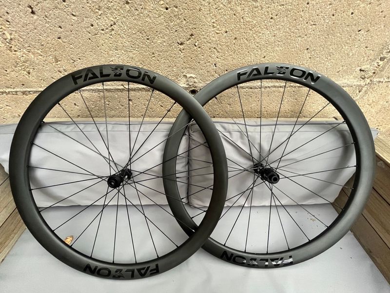 falcon F40SL 2025 Wheels d'occasion