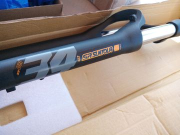 Używany Sr Suntour XCM 34 Fork