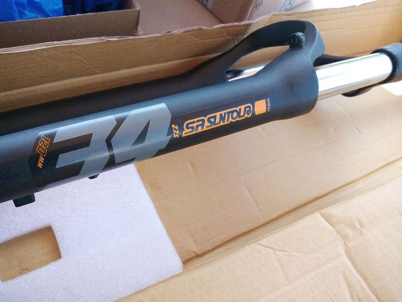 Used Sr Suntour XCM 34 Fork