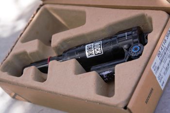 RockShox, Super Deluxe Ultimare RC2T