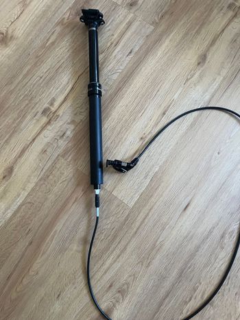 Rock Shox Reverb Saddles & Seatposts usato
