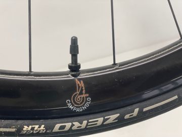 Used Campagnolo HYPERON ULTRA DB 2025 bike — image 3 of 5