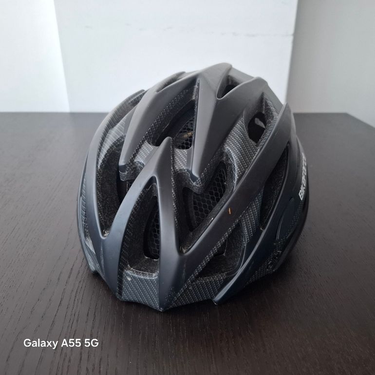 Used Bike Force 2024  helmet 2024 bike — image 3 of 4