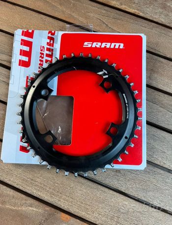 Sram 42 denti 2024 Drivetrain & Pedals usato