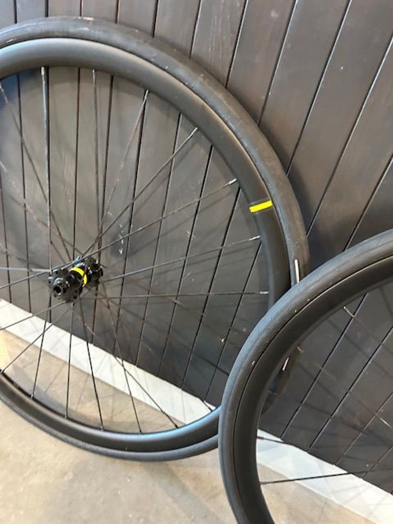 Used Mavic Cosmic Elite Ust 2023 bike — image 13 of 13