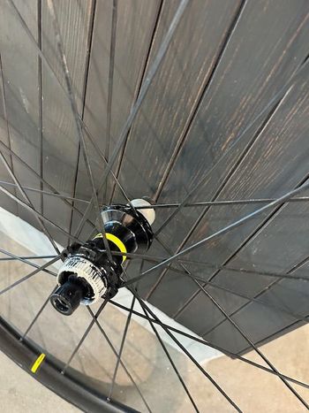 Used Mavic Cosmic Elite Ust 2023 bike — image 11 of 13