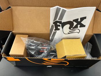 Używany Fox DHX 2023 Fork
