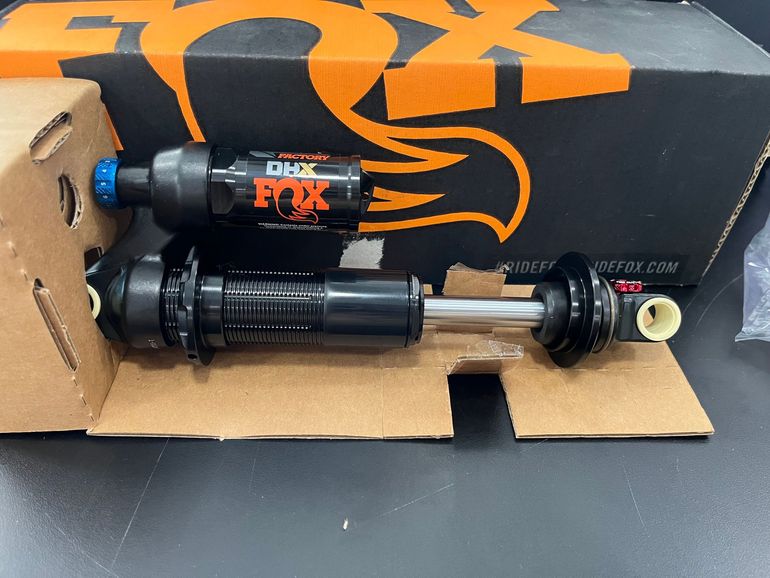 Używany Fox DHX 2023 bike — zdjęcie 3 z 6