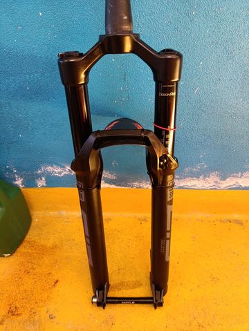 Brugt RockShox sid select+ 2023 bike — billede 3 af 3