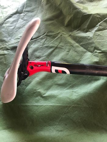 Used Pinarello tubo reggi sella carbonio con delle Italia bike — image 2 of 5