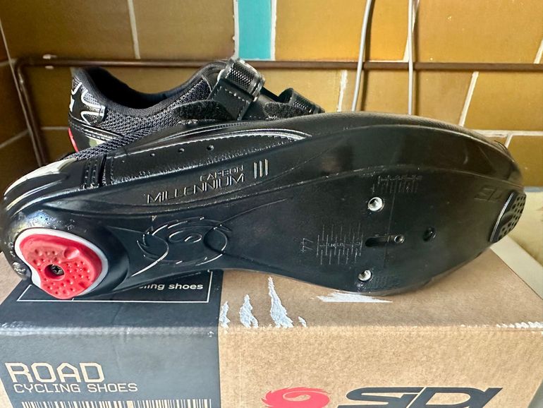 Used Sidi Carbon Millenium 3 2023 bike — image 5 of 9