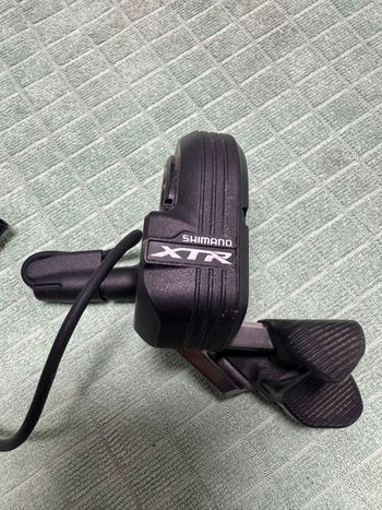 Używany Shimano XTR SW M9050 Drivetrain & Pedals