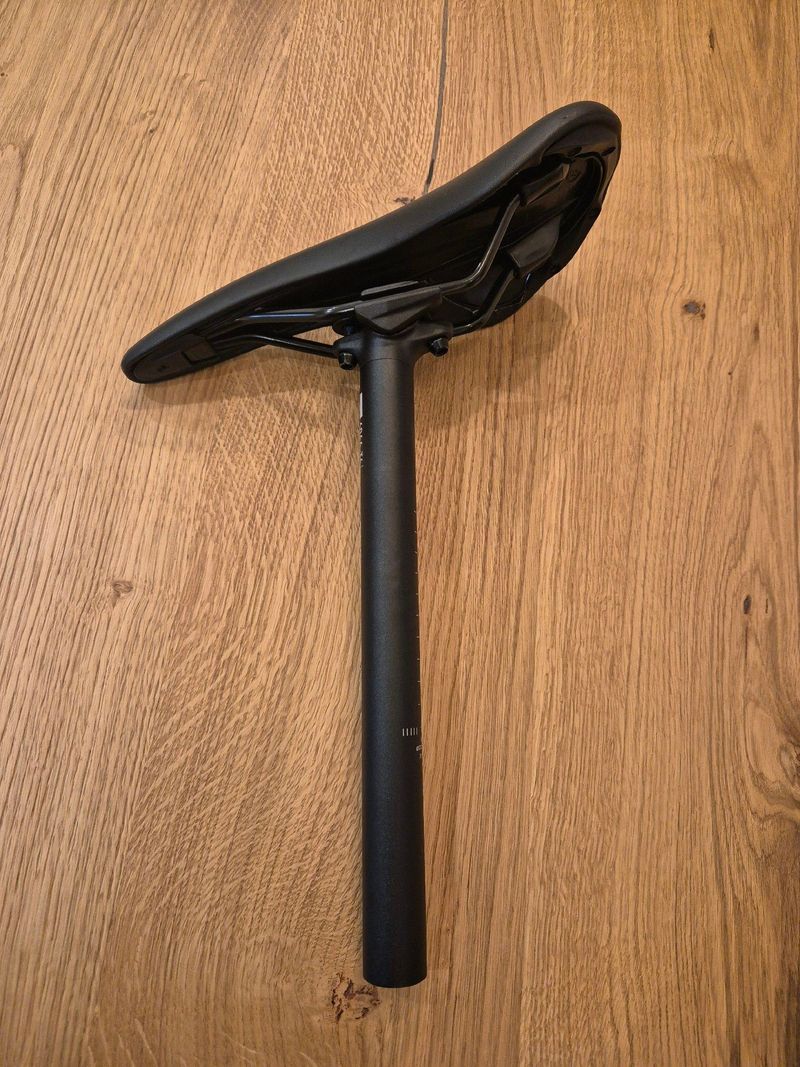 Used BOMBTRACK YEW 27.2 mm x 300 mm 2023 Saddles & Seatposts