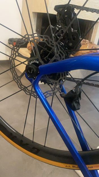Used Carbon core G3 2022 bike — image 3 of 4