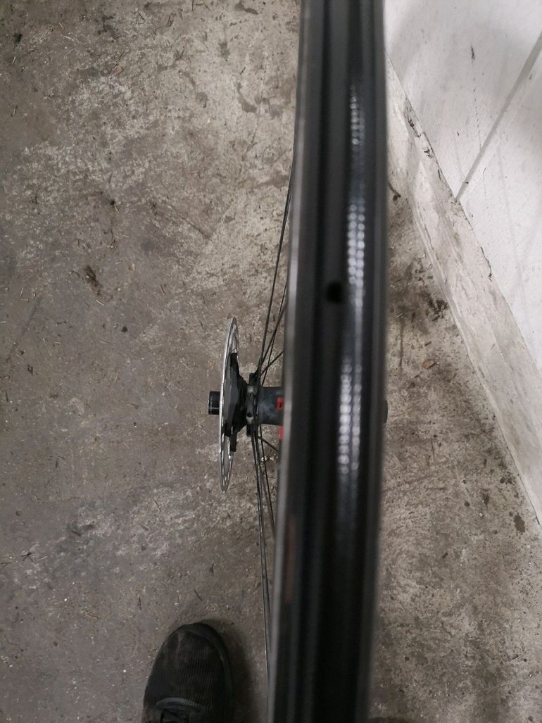 Tweedehands Massi X-comp carbon 32 2022 bike — afbeelding 4 van 4