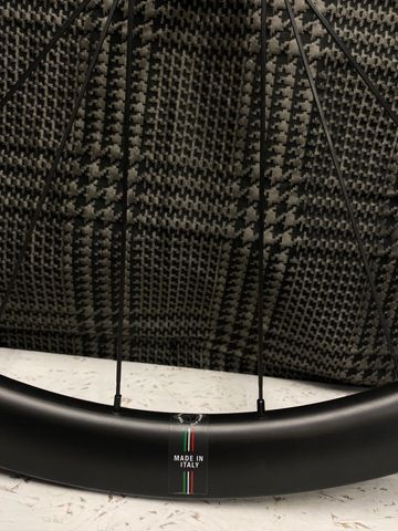 Brugt Wilier Miche NDR38 Carbon Disc 2022 bike — billede 3 af 6