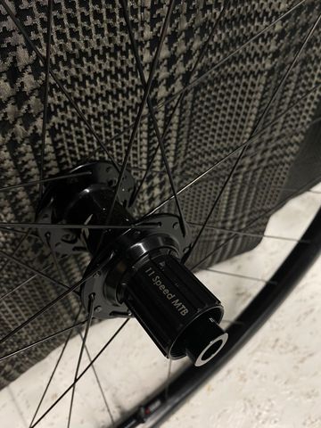 Giant XCR 2 29” bike d'occasion — image 3 sur 6
