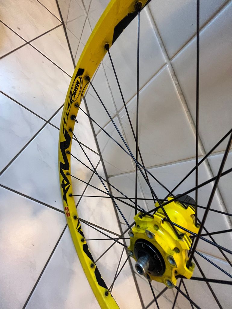 Używany Mavic Demaxx 2006 26" bike — zdjęcie 11 z 14