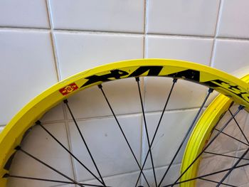 Używany Mavic Demaxx 2006 26" bike — zdjęcie 5 z 14