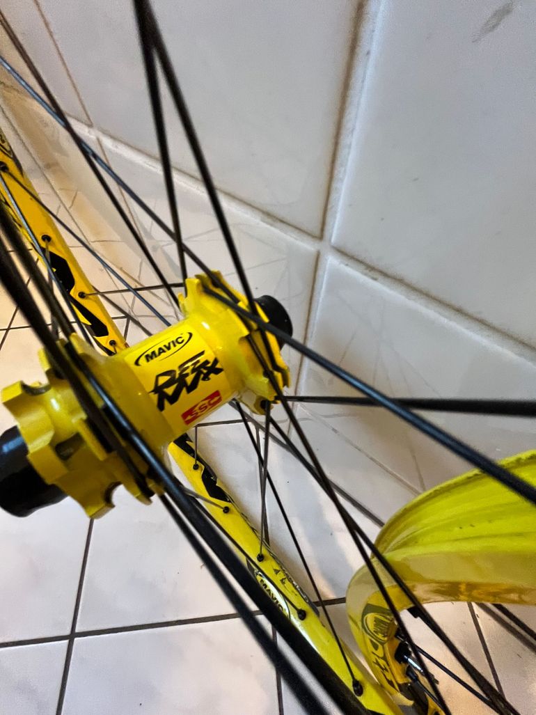 Używany Mavic Demaxx 2006 26" bike — zdjęcie 7 z 14