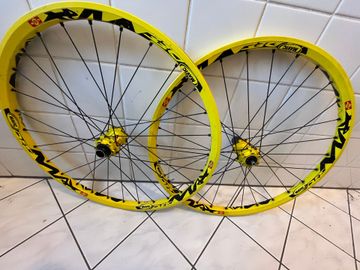 Used Mavic Demaxx 2006 26" bike — image 2 of 14