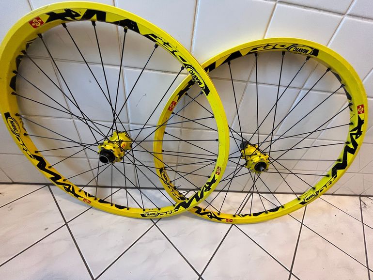 Używany Mavic Demaxx 2006 26" bike — zdjęcie 2 z 14
