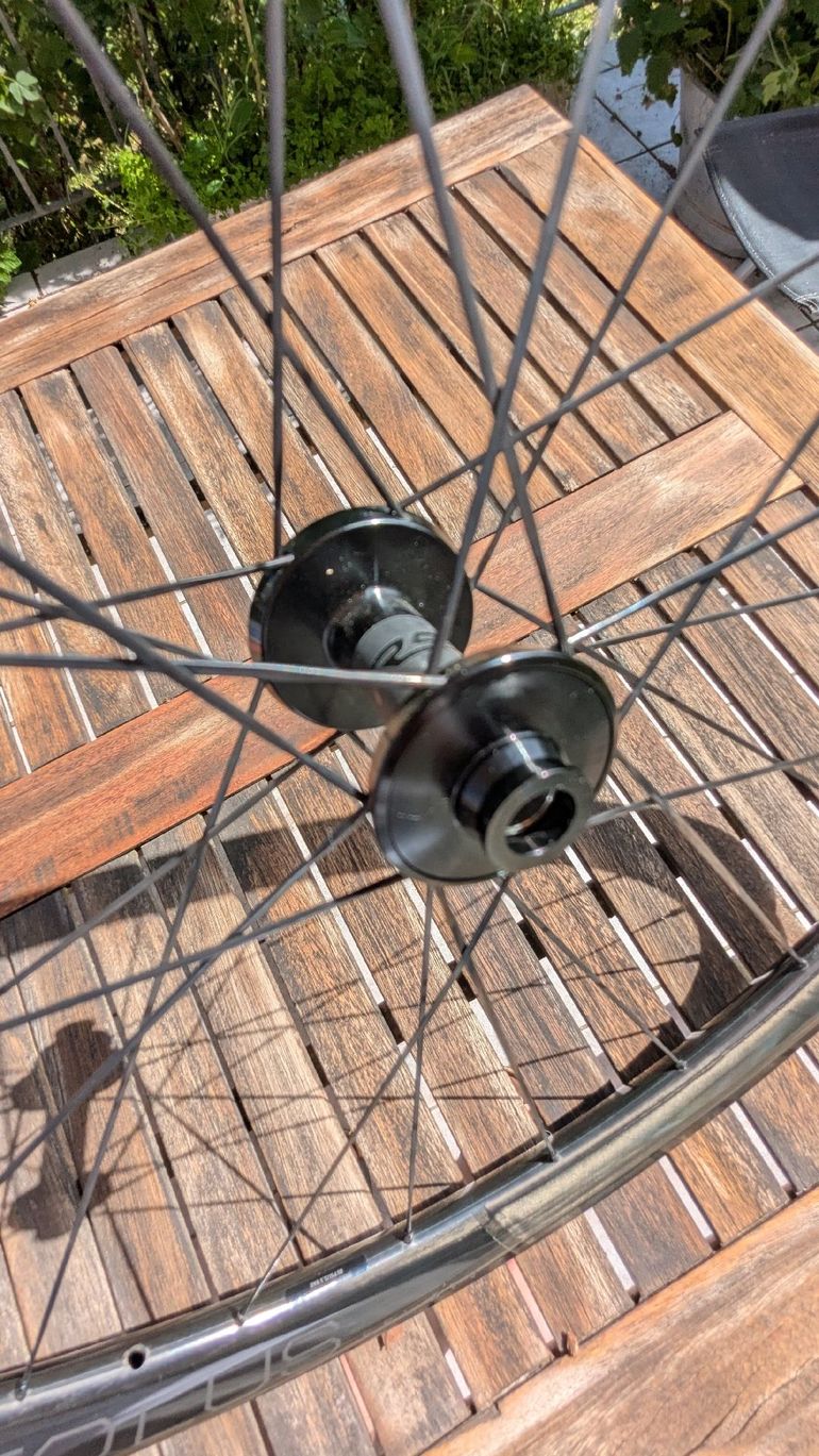Brugt Bontrager Aeolus RSL 37V VR 2024 bike — billede 4 af 5