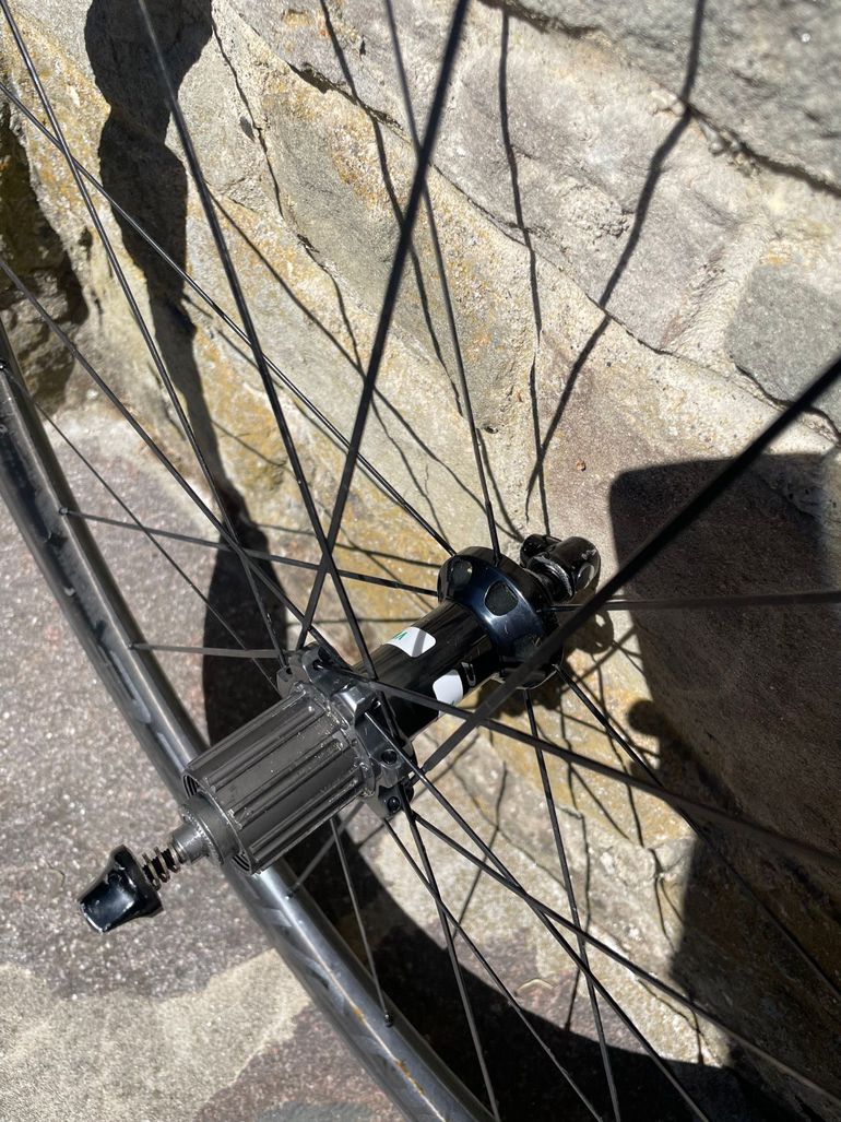 Used Shimano Dura ace 2021 bike — image 6 of 9