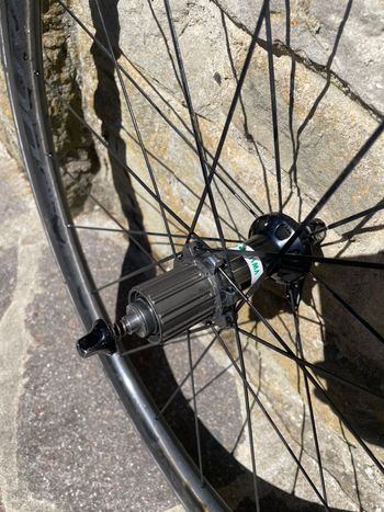 Used Shimano Dura ace 2021 bike — image 7 of 9