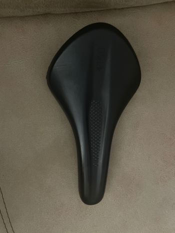 Używany Fizik sillín fizik tempo 150mm 2024 Saddles & Seatposts