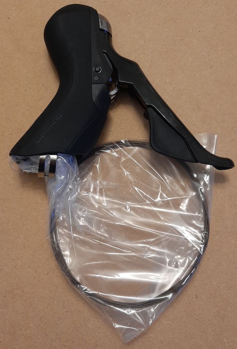 Used Shimano R8020 / R8070 2025 bike — image 5 of 11