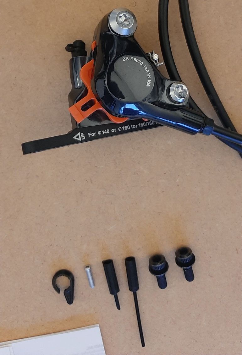 Used Shimano R8020 / R8070 2025 bike — image 3 of 11